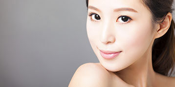 美白関連のサプリメントやコスメ、<br class="onlySP">その他商品をご紹介いたします。