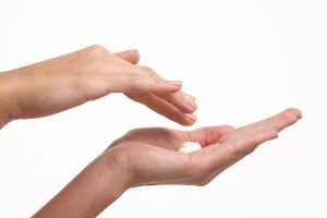 肌のケアは早めに行うことが大切